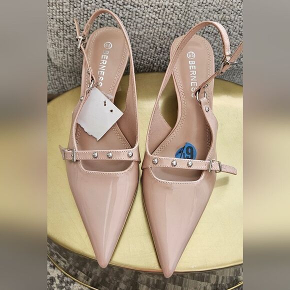 Nwt Berness nude heel studded shoes - Picture 5 of 5